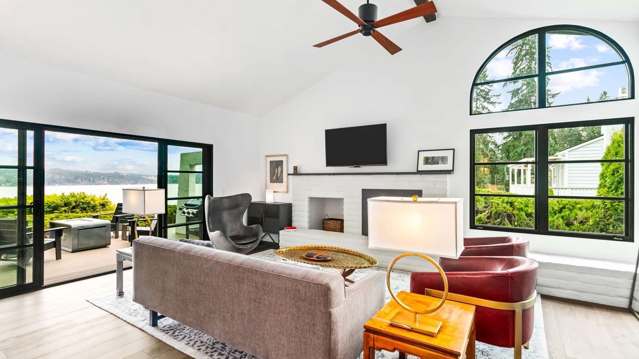 Photo of Livingroom in Greenbank