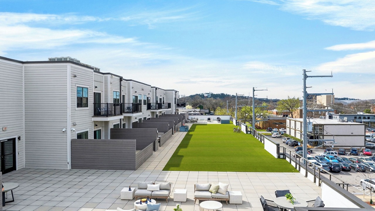 Photo of Outdoor in Hillsboro West End