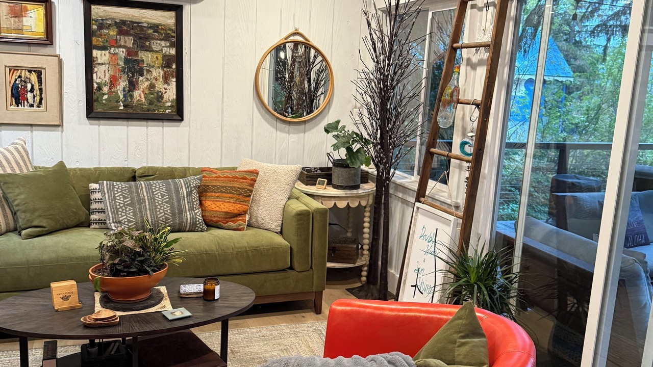 Photo of Livingroom in Twin Lakes