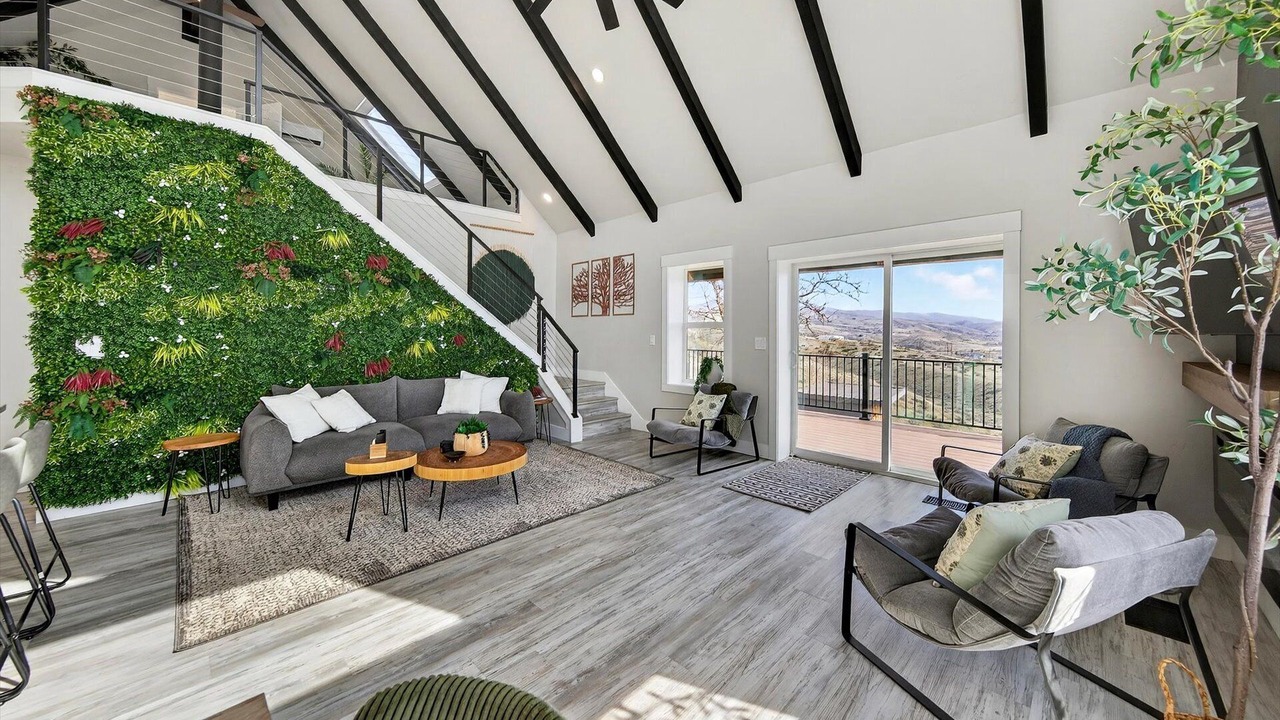 Photo of Livingroom in Garden City