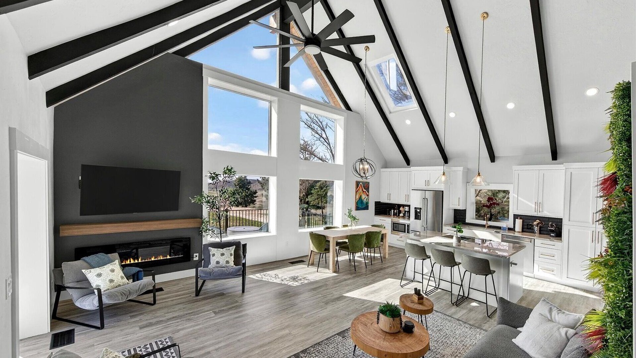 Photo of Livingroom in Garden City