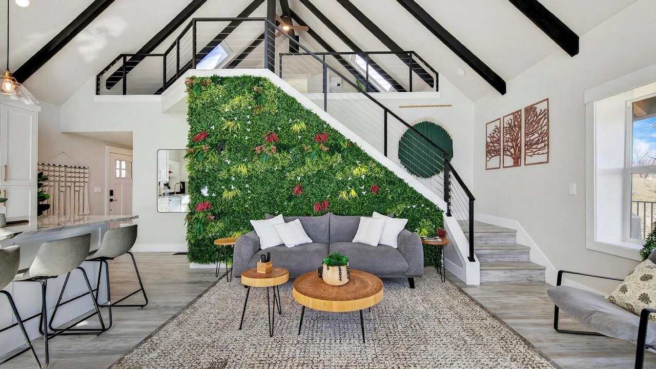Photo of Livingroom in Garden City