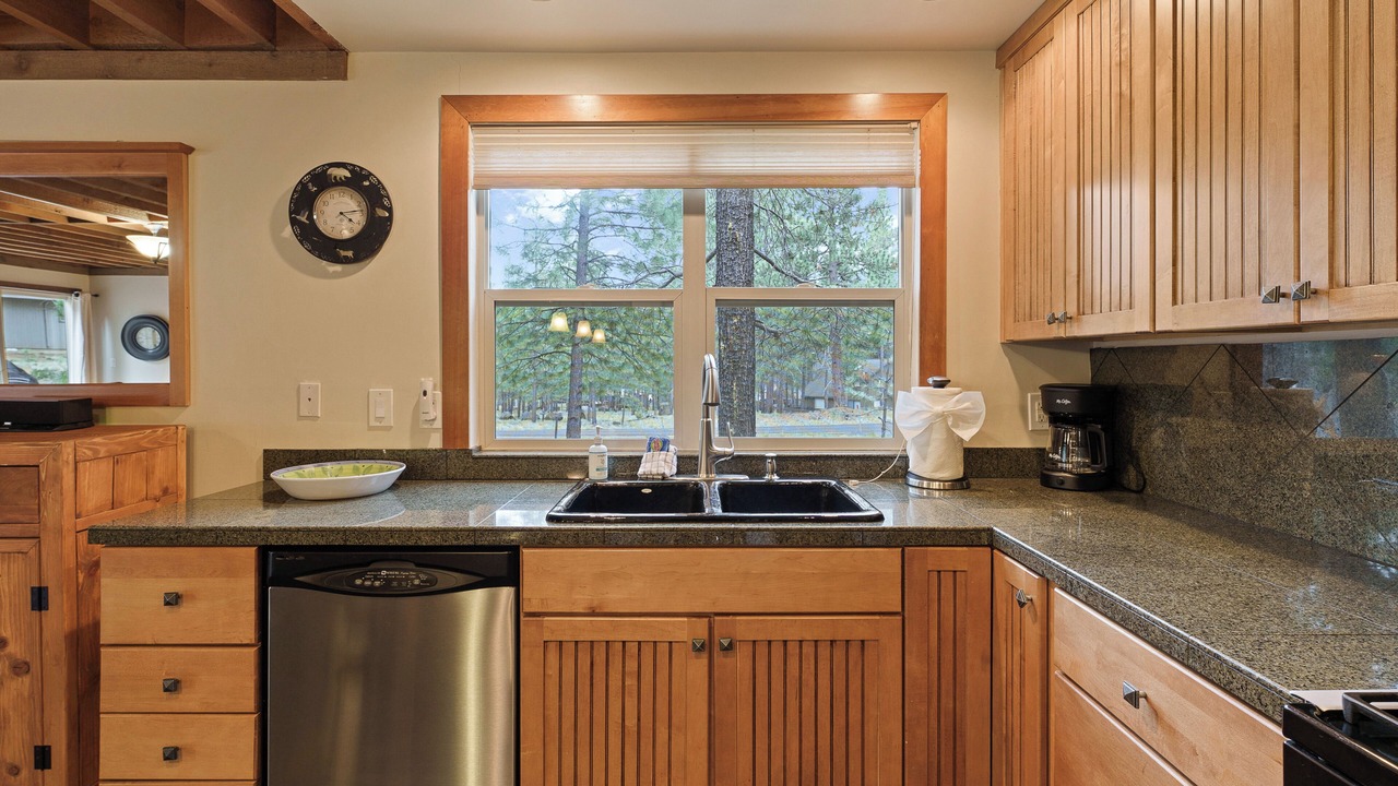 Photo of Kitchen in Overlook Park