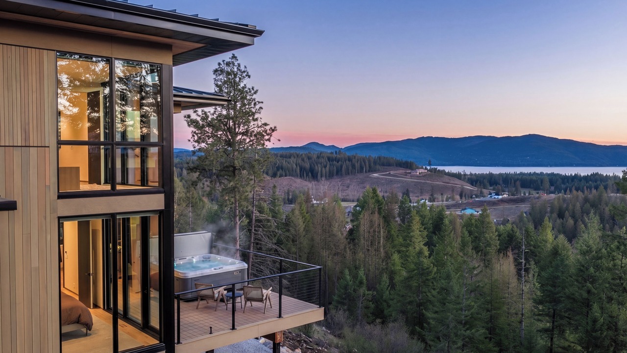Photo of Patio Balcony in Sandpoint