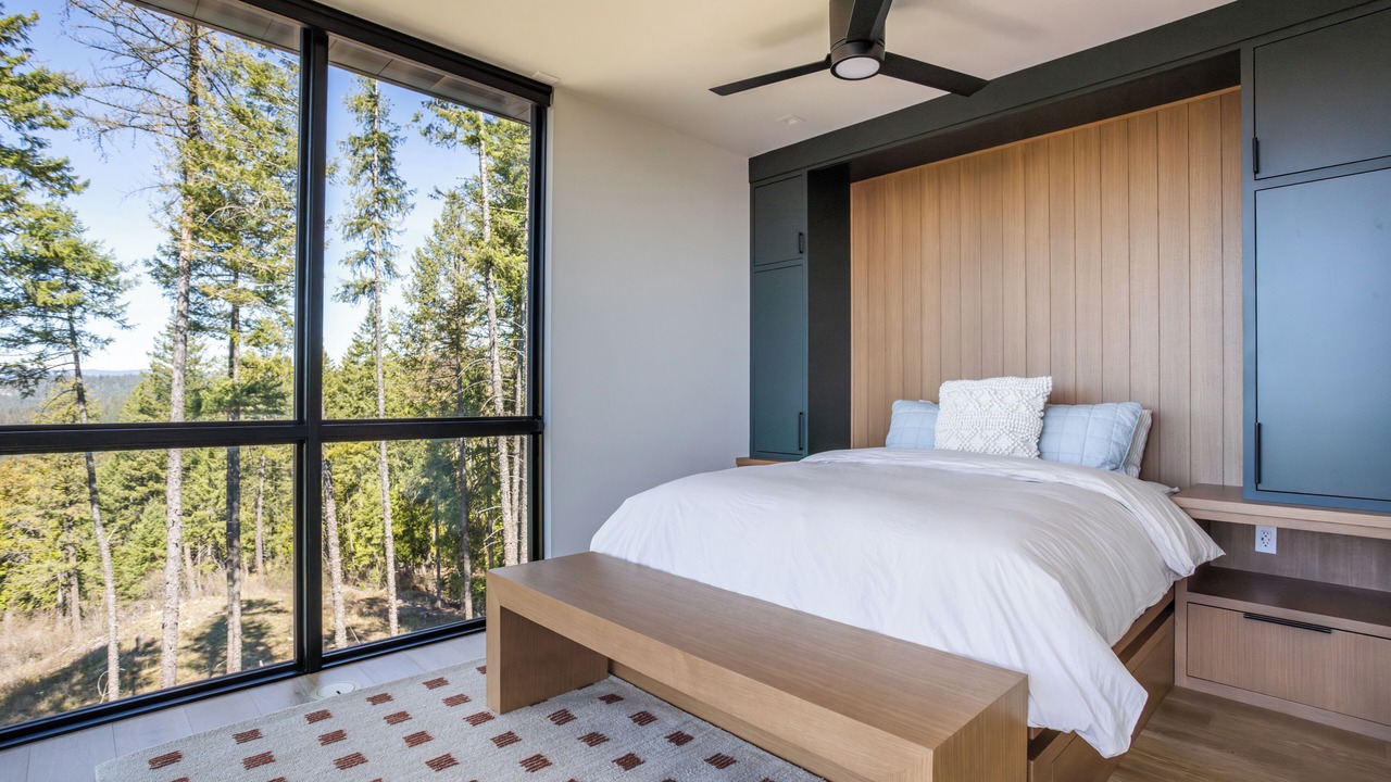 Photo of Bedroom in Sandpoint