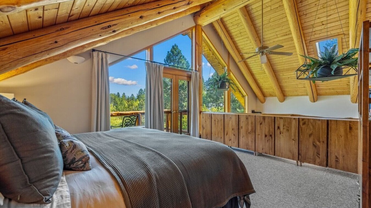 Photo of Bedroom in Tamarack Resort