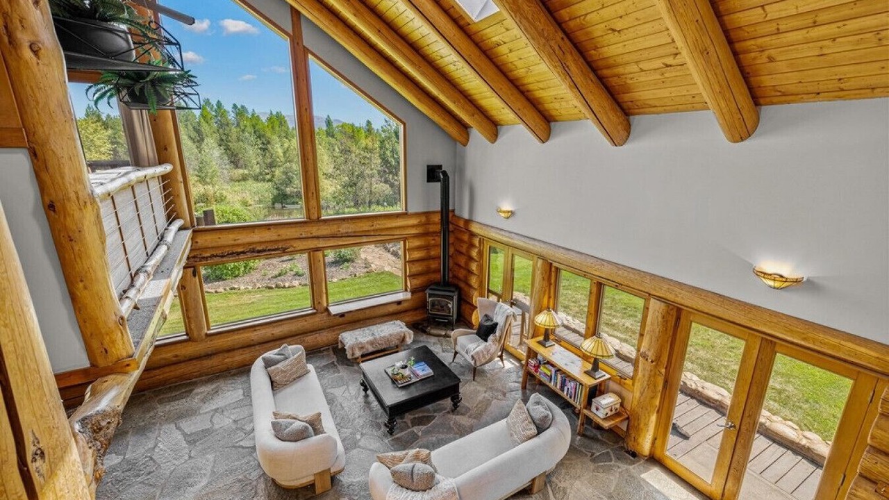 Photo of Livingroom in Tamarack Resort