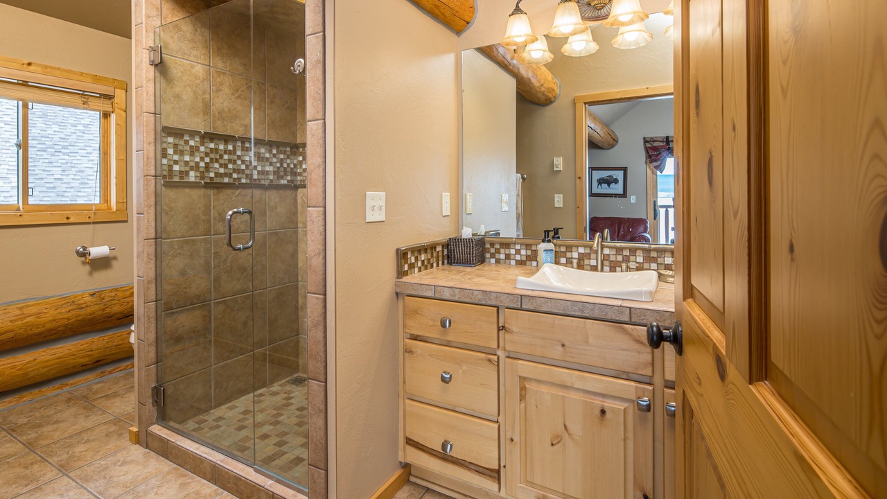 Photo of Bathroom in West Yellowstone