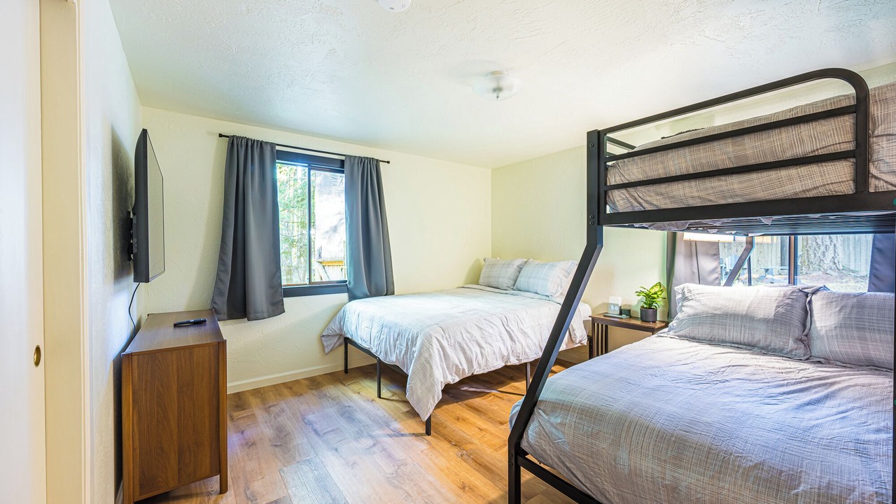 Photo of Bedroom in Port Angeles