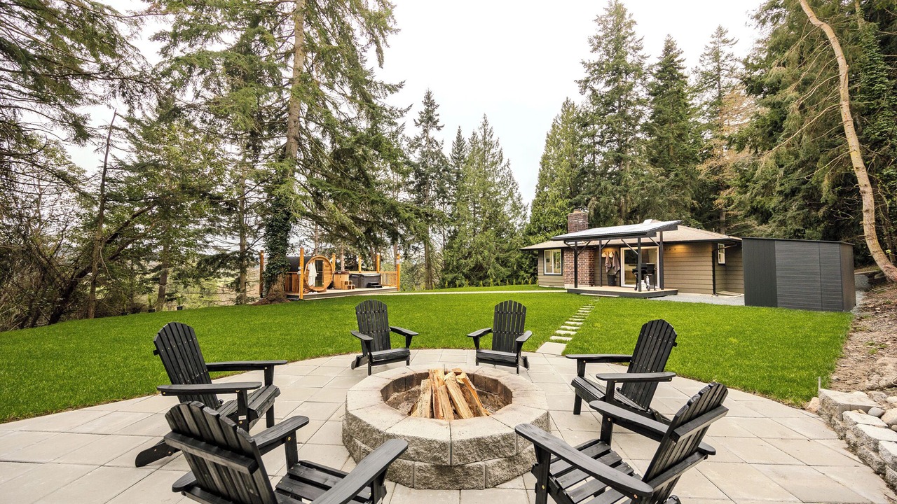 Photo of Patio Balcony in Oak Harbor