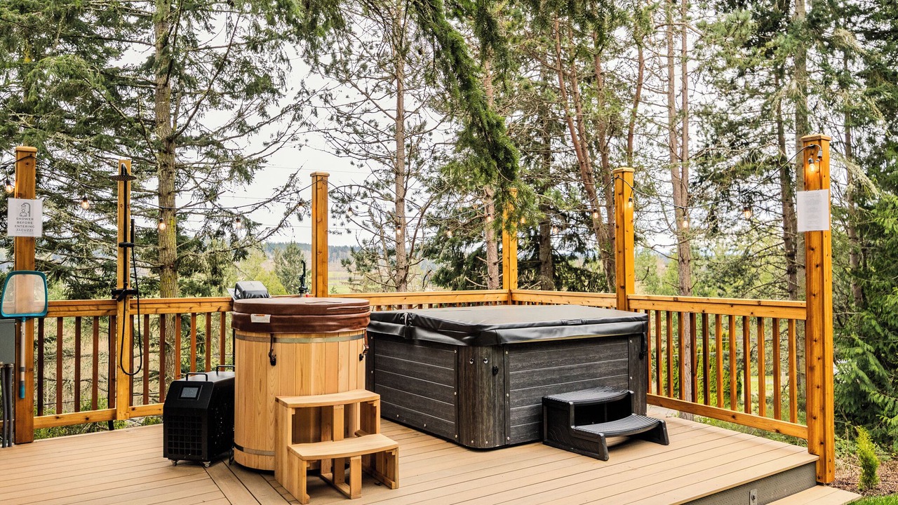 Photo of Patio Balcony in Oak Harbor