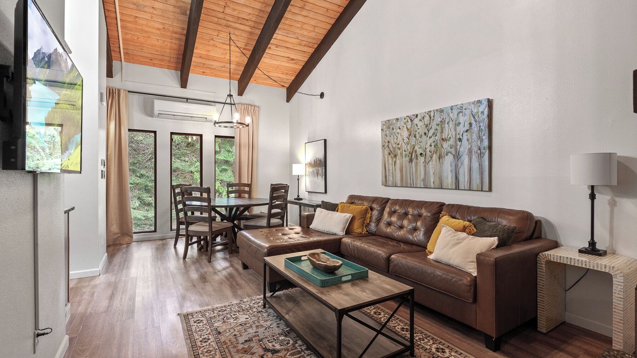 Photo of Livingroom in Rathdrum