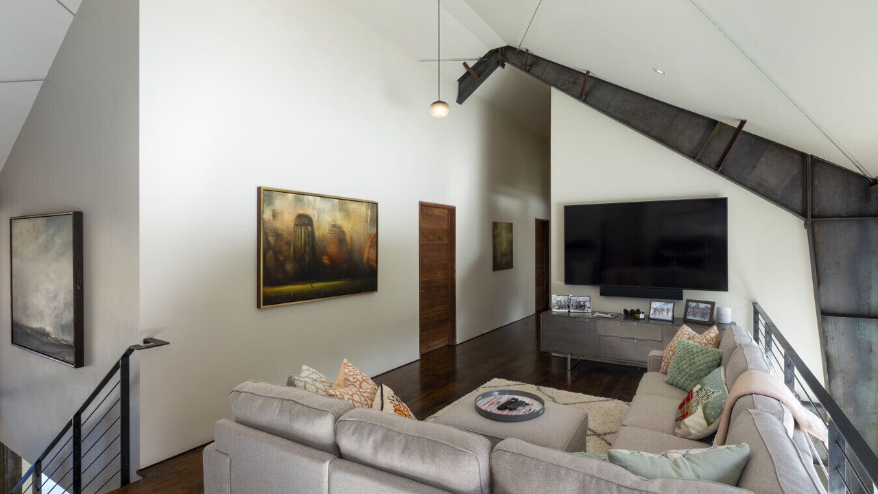 Photo of Livingroom in East Fork