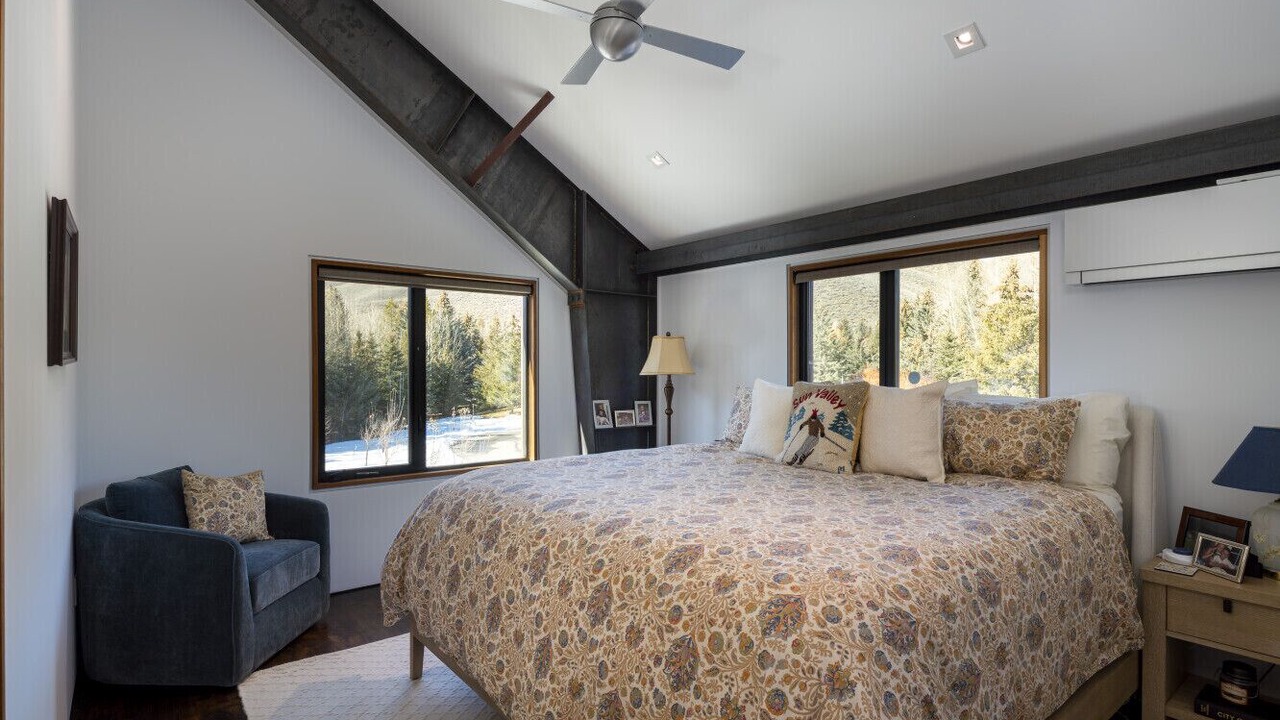 Photo of Bedroom in East Fork
