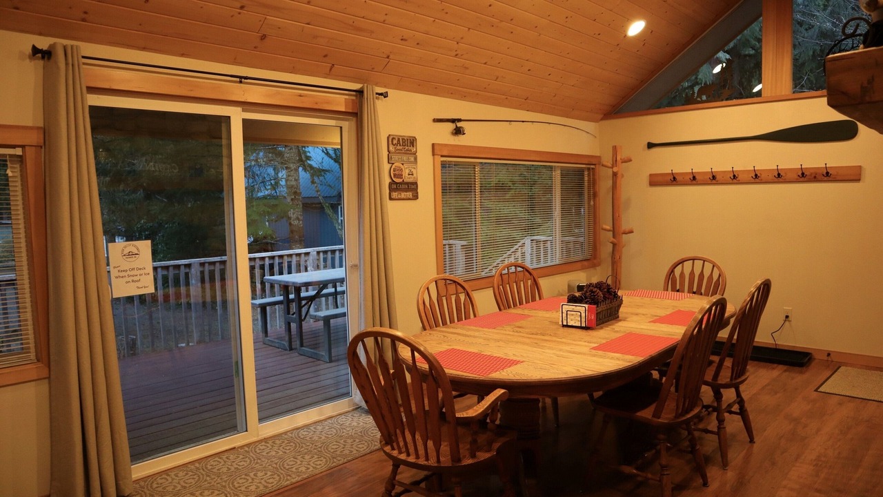 Photo of Others in Packwood