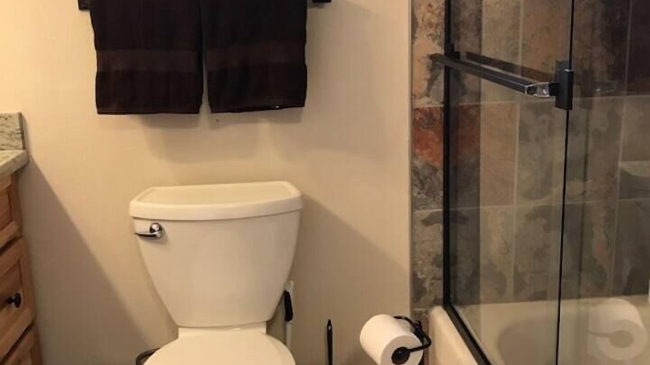 Photo of Bathroom in Packwood