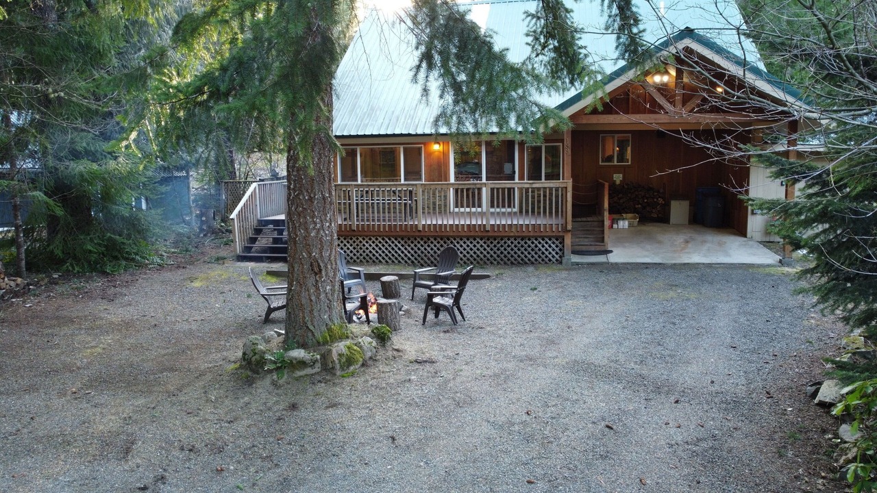 Photo of Outdoor in Packwood