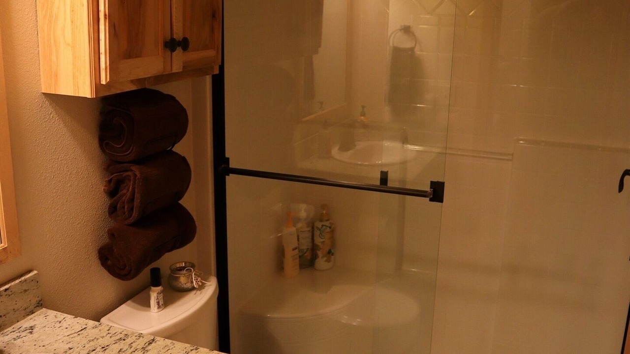 Photo of Bathroom in Packwood