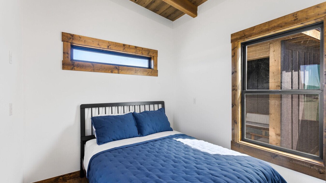 Photo of Bedroom in St. Anthony