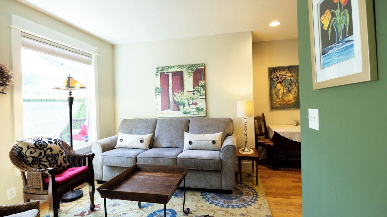 Photo of Livingroom in Historic Railroad District