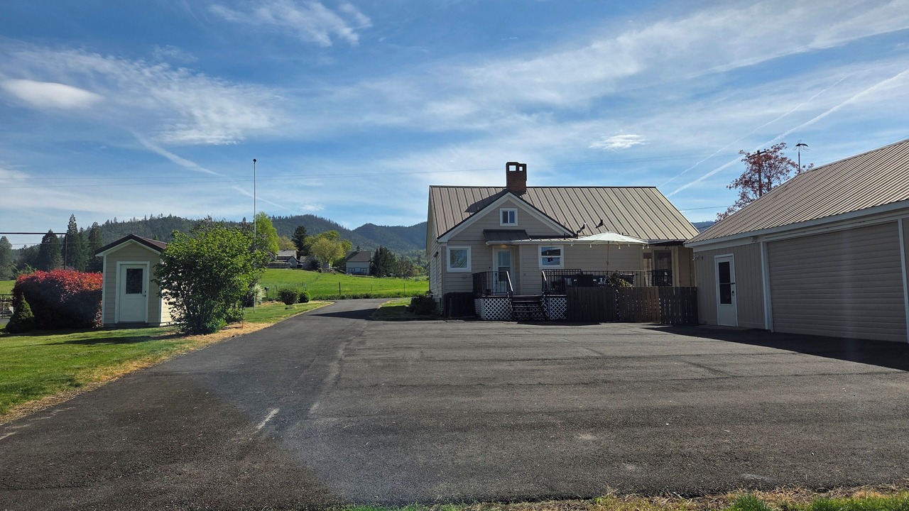 Photo of Outdoor in Medford
