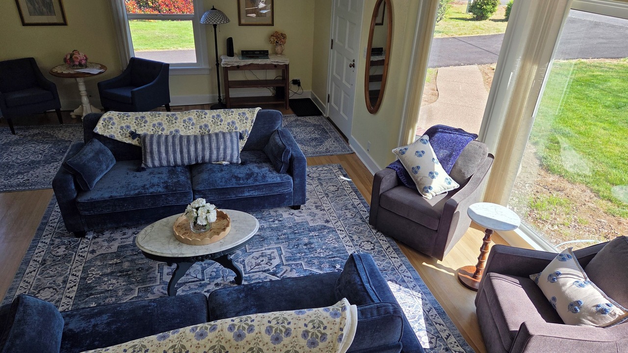 Photo of Livingroom in Medford