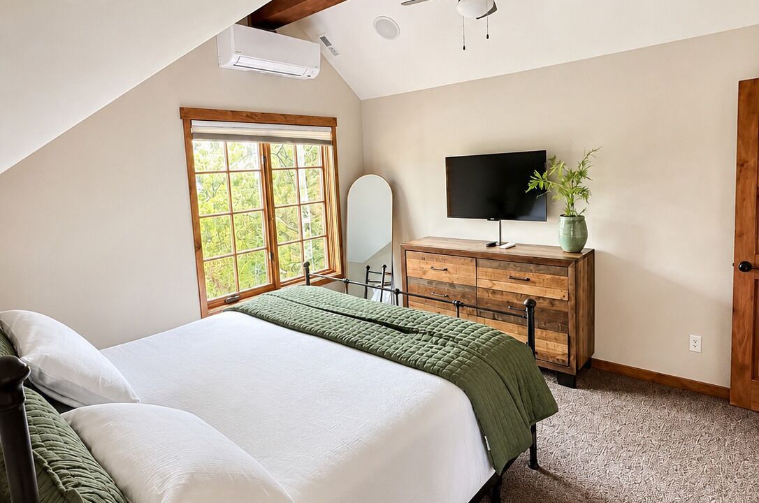 Photo of Bedroom in Tamarack Resort