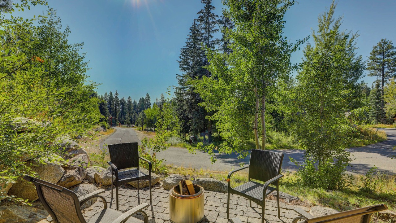 Photo of Patio Balcony in Tamarack Resort