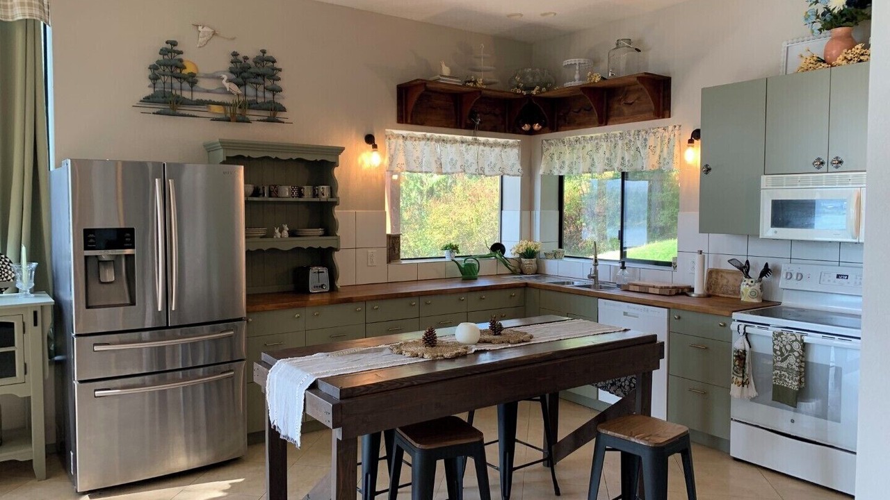 Photo of Kitchen in Heron