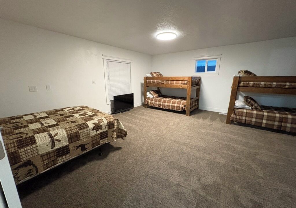 Photo of Bedroom in Island Park