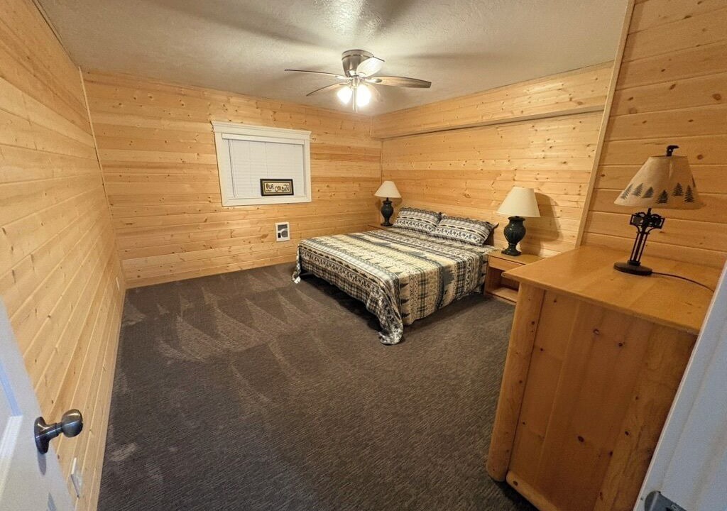 Photo of Bedroom in Island Park