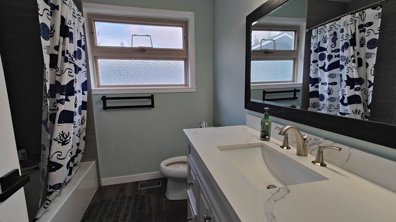Photo of Bathroom in Kenmore