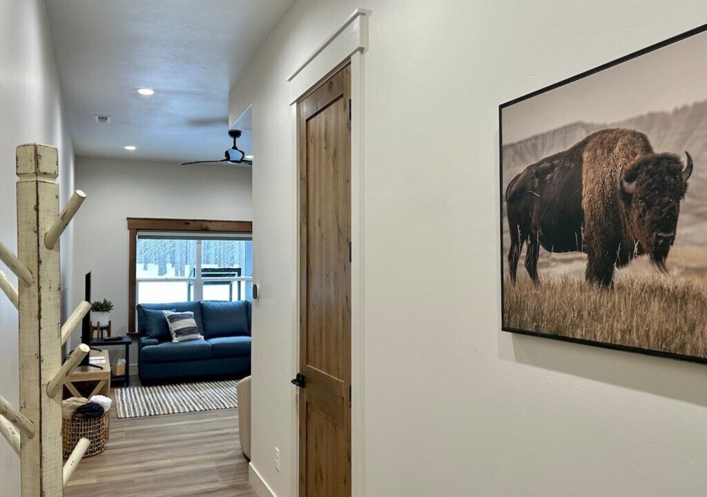 Photo of Livingroom in Island Park