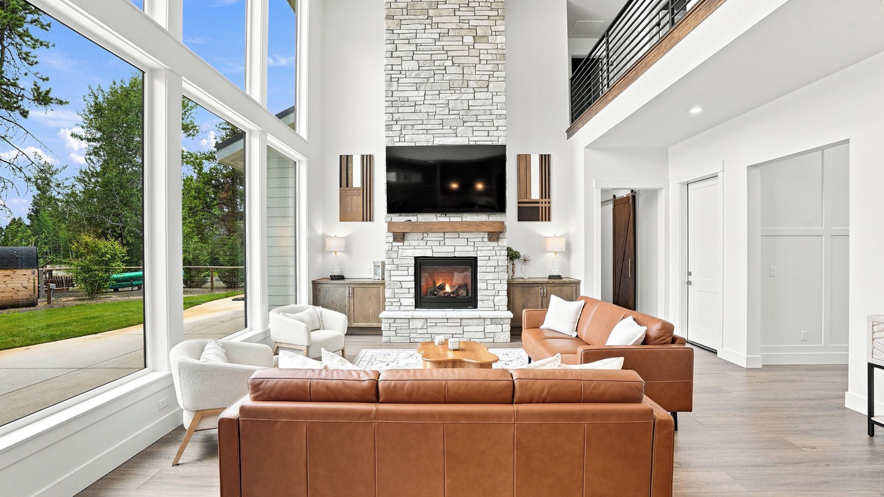Photo of Livingroom in Donnelly
