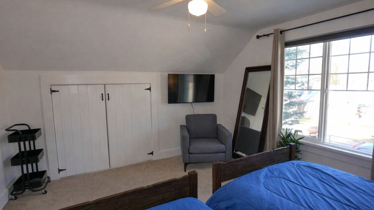 Photo of Bedroom in Garden District
