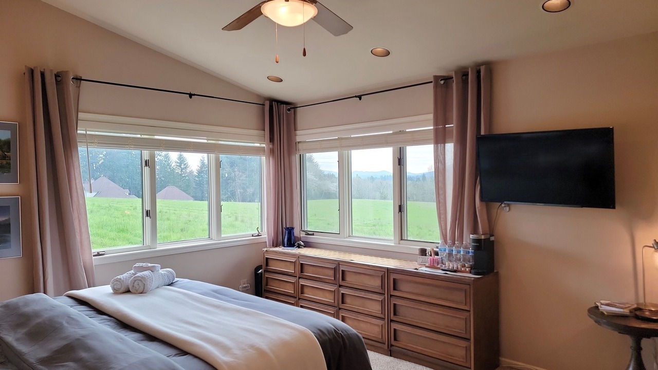 Photo of Bedroom in Corvallis