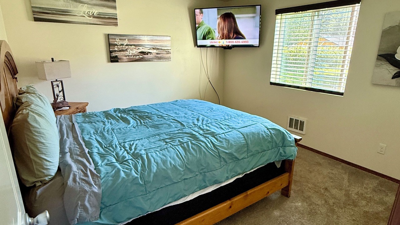 Photo of Bedroom in Forks