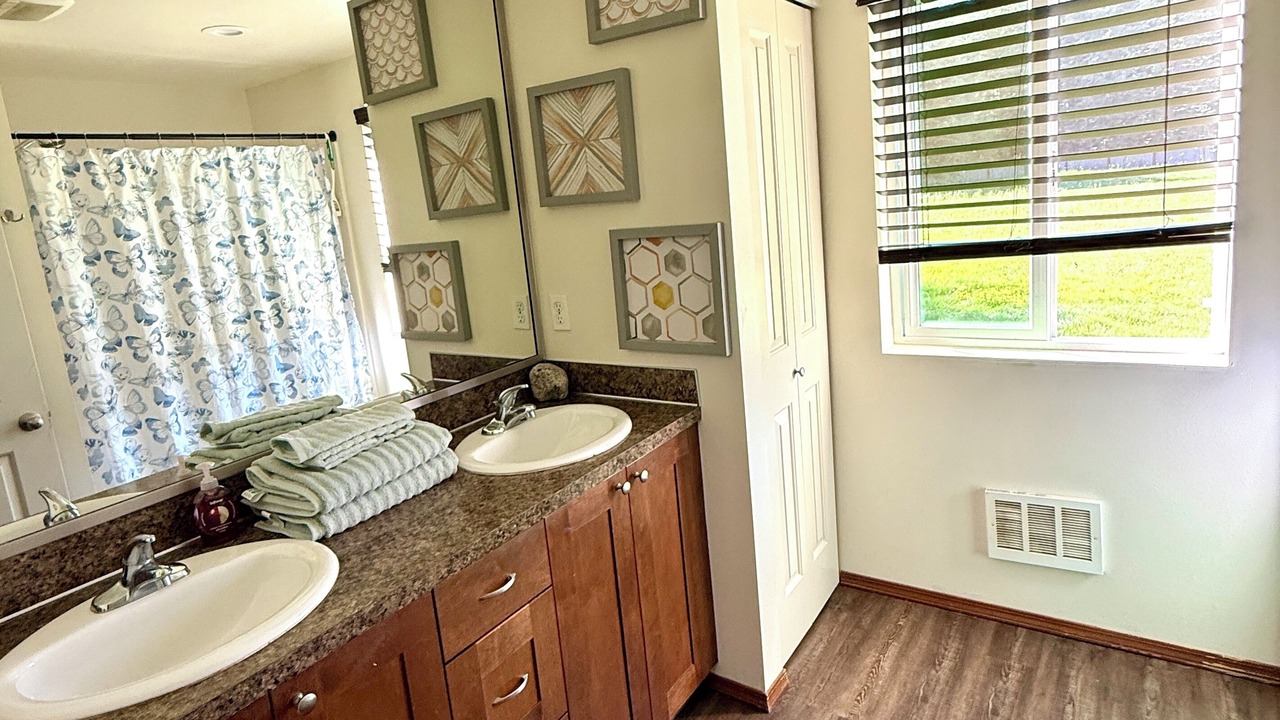 Photo of Bathroom in Forks