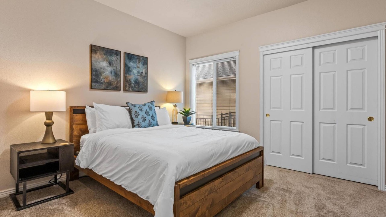Photo of Bedroom in Eagle