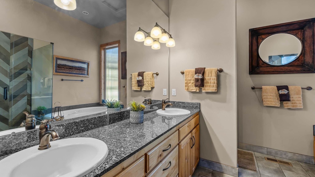 Photo of Bathroom in Sunriver