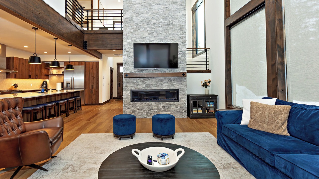 Photo of Livingroom in Cle Elum