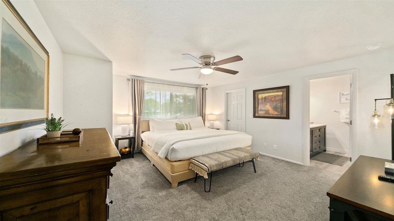 Photo of Others in Depot Bench