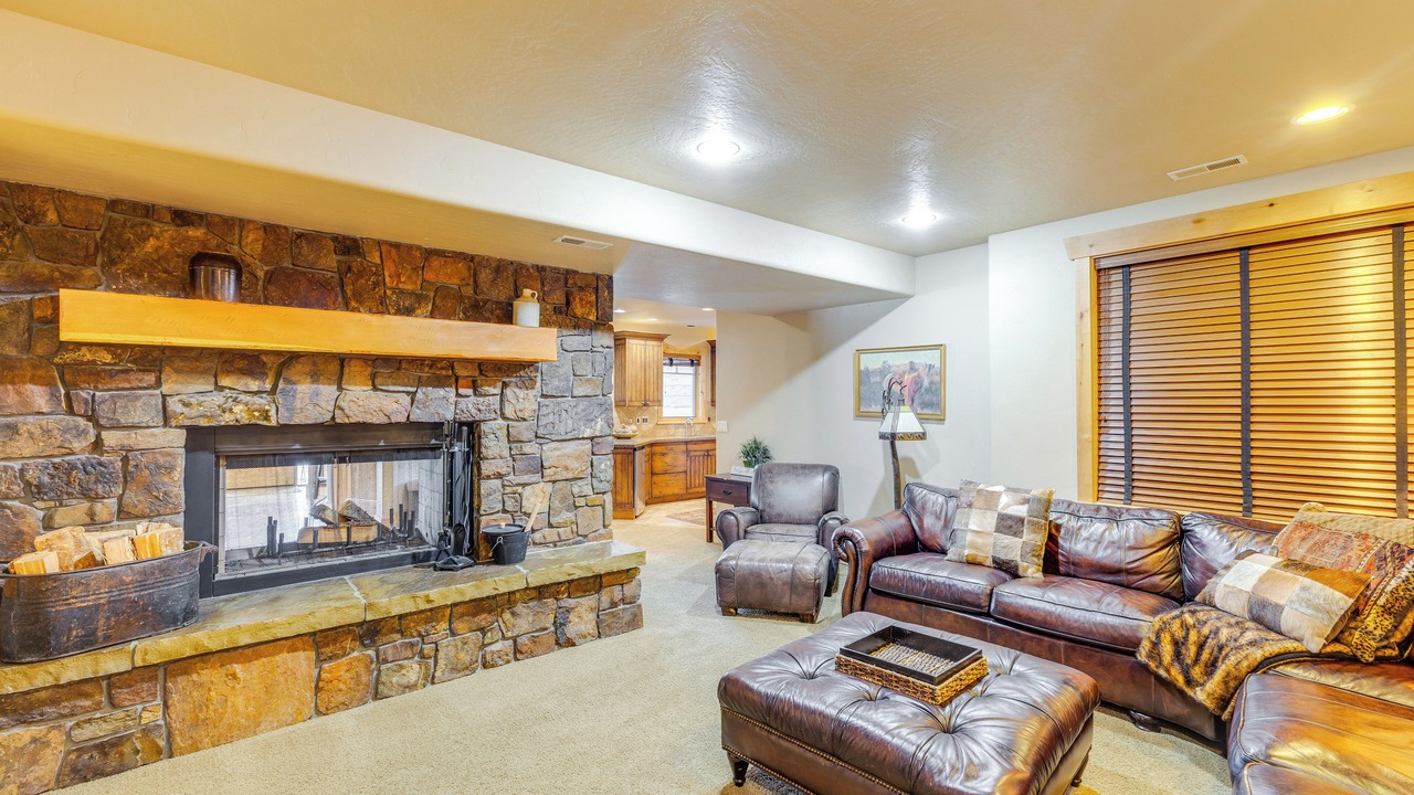 Photo of Livingroom in Tamarack