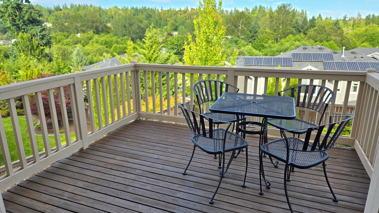 Photo of Outdoor in Inglewood-Finn Hill