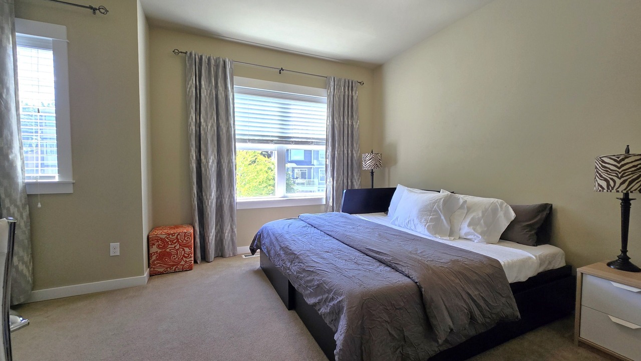 Photo of Bedroom in Inglewood-Finn Hill