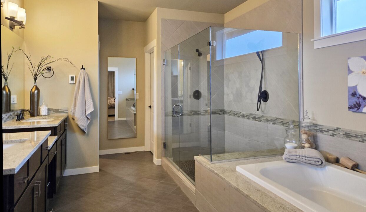 Photo of Bathroom in Inglewood-Finn Hill