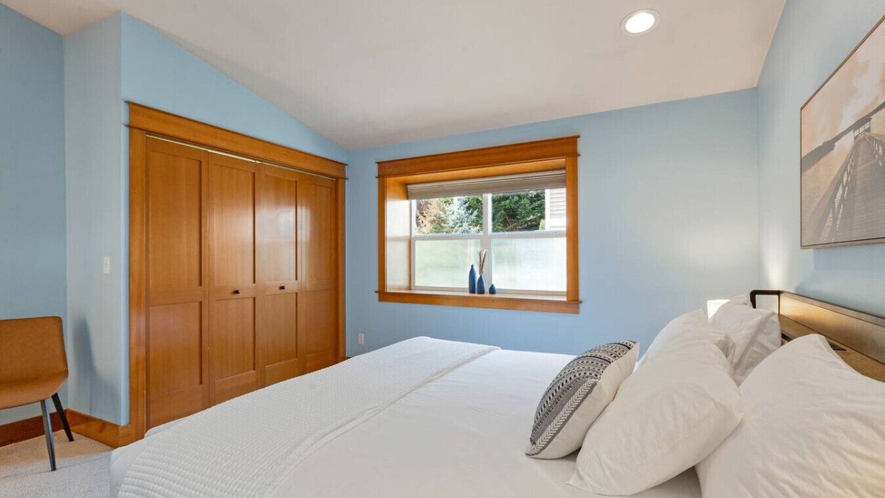 Photo of Bedroom in North Admiral