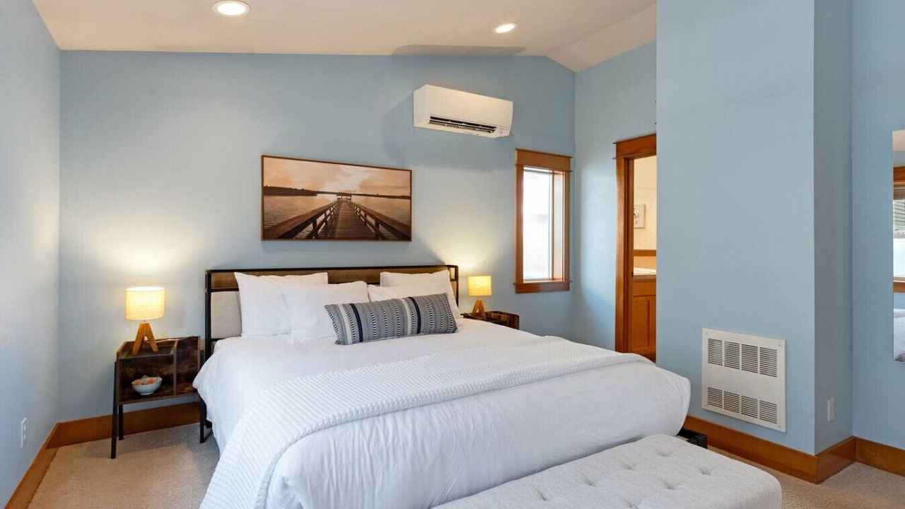 Photo of Bedroom in North Admiral