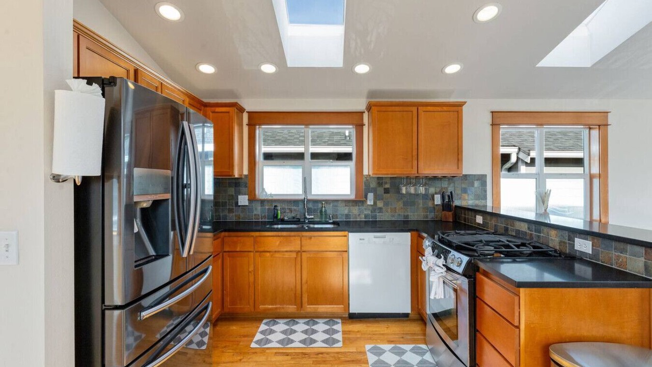 Photo of Kitchen in North Admiral