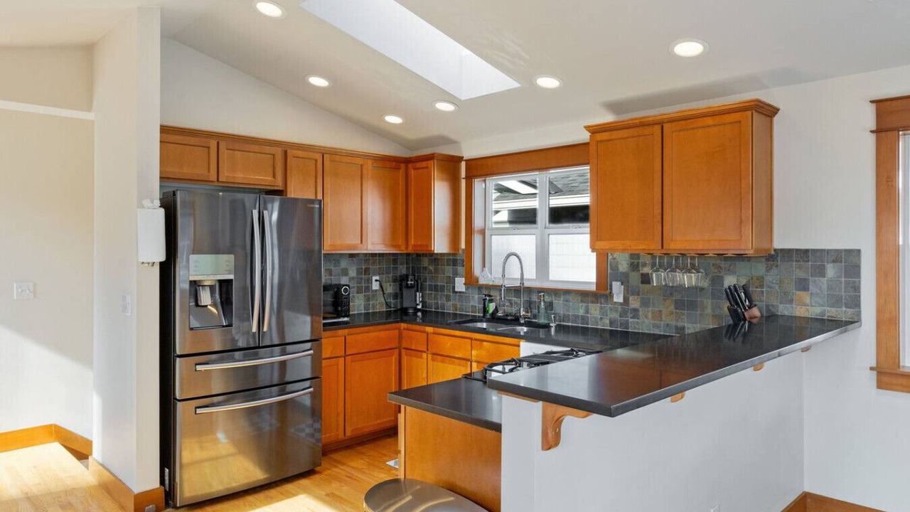 Photo of Kitchen in North Admiral